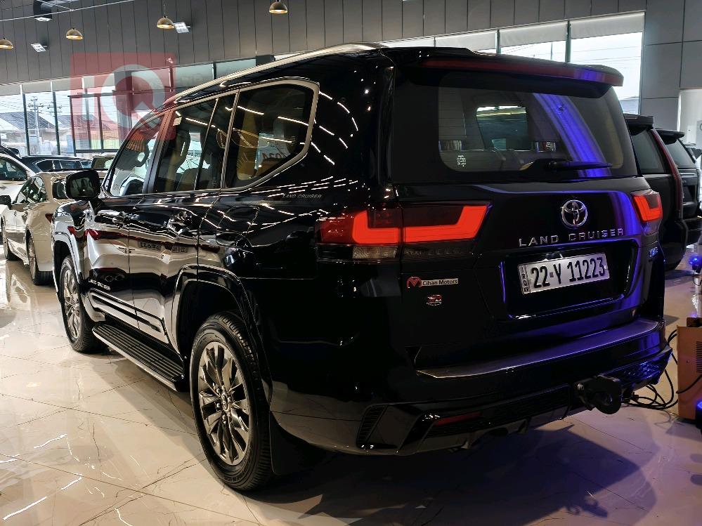 تويوتا لاندكروزر